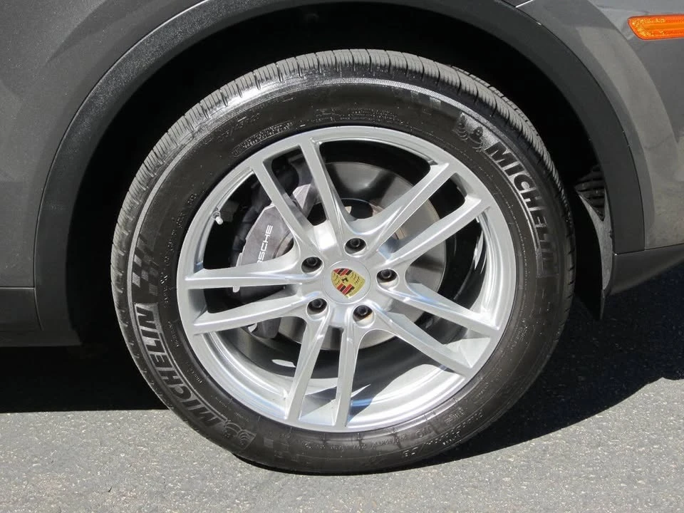 2019 Porsche 9Y0/9Y3 Cayenne - Image 9 of 20