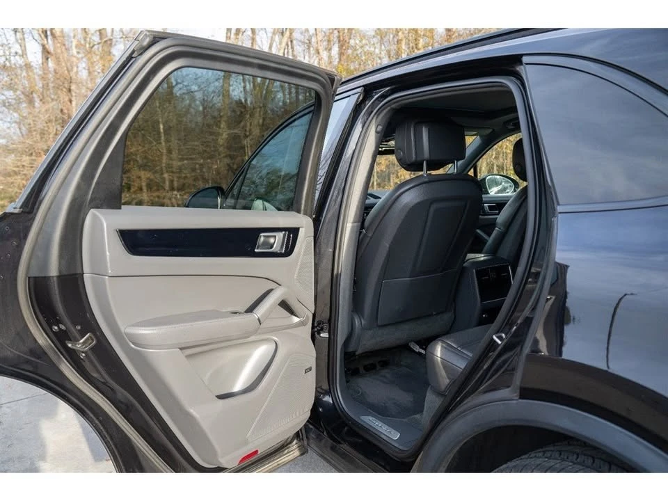 2019 Porsche 9Y0/9Y3 Cayenne - Image 11 of 19