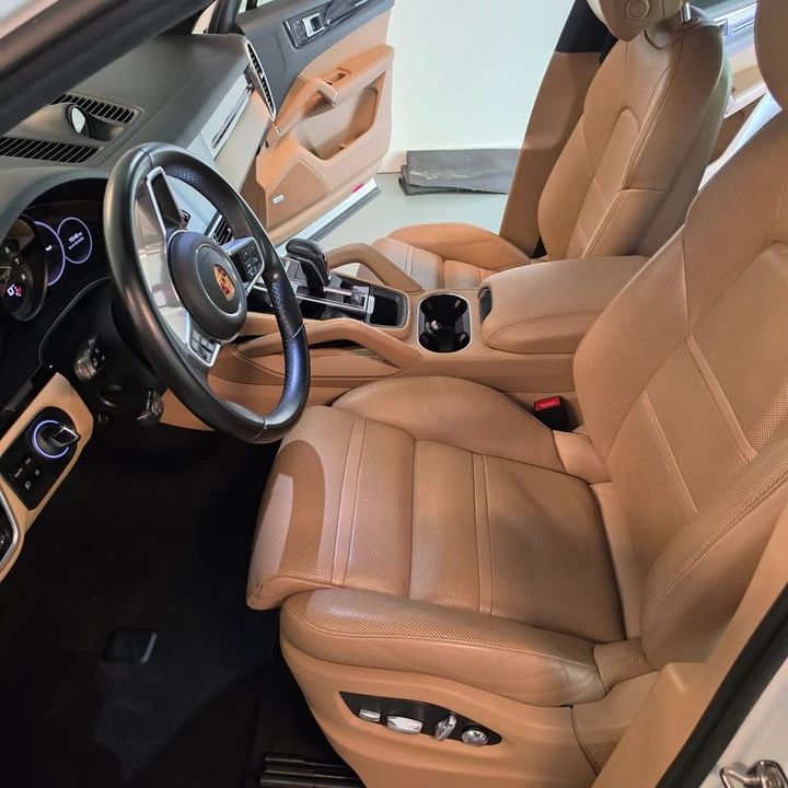 2019 Porsche 9Y0/9Y3 Cayenne - Image 2 of 6