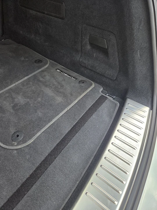 2019 Porsche 9Y0/9Y3 Cayenne - Image 16 of 17