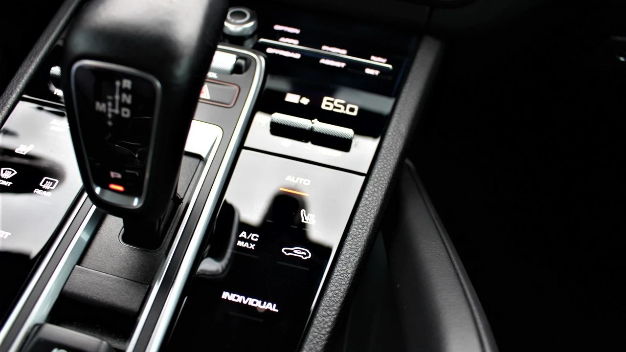 2019 Porsche 9Y0/9Y3 Cayenne - Image 19 of 23