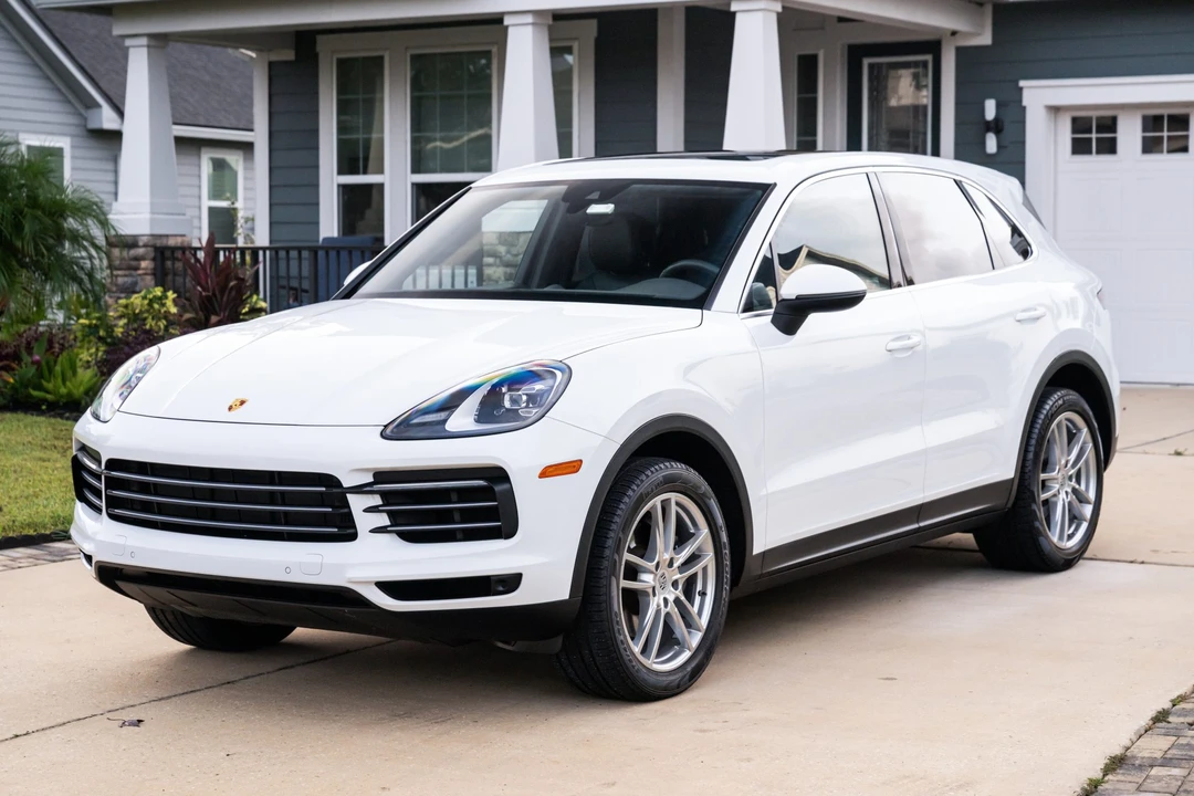 2019 Porsche 9Y0/9Y3 Cayenne - Image 2 of 31