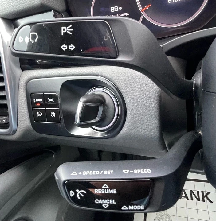 2019 Porsche 9Y0/9Y3 Cayenne - Image 18 of 31