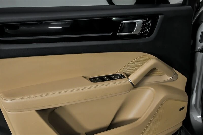 2019 Porsche 9Y0/9Y3 Cayenne - Image 18 of 21