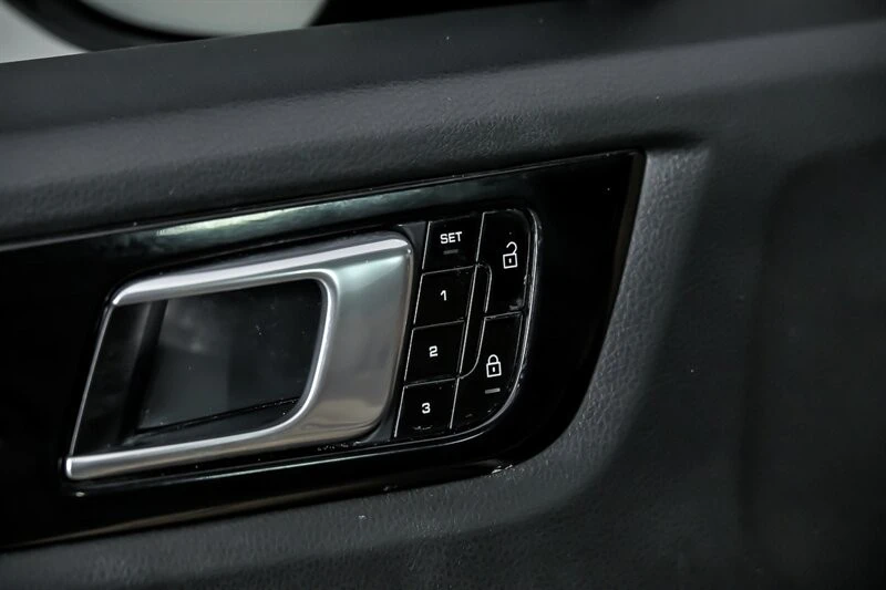 2019 Porsche 9Y0/9Y3 Cayenne - Image 19 of 21