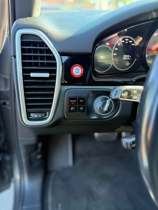2019 Porsche 9Y0/9Y3 Cayenne - Image 17 of 26