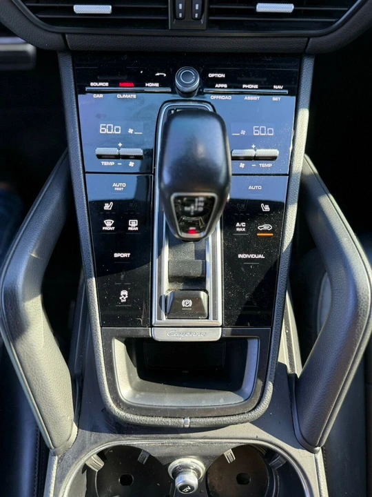 2019 Porsche 9Y0/9Y3 Cayenne - Image 16 of 26