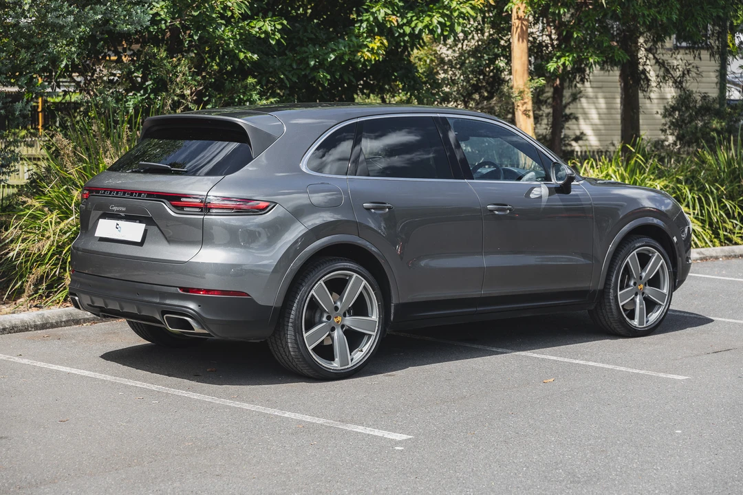 2018 Porsche 9Y0/9Y3 Cayenne - Image 15 of 31