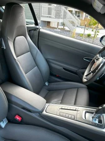 2019 Porsche 718 Cayman - Image 12 of 21