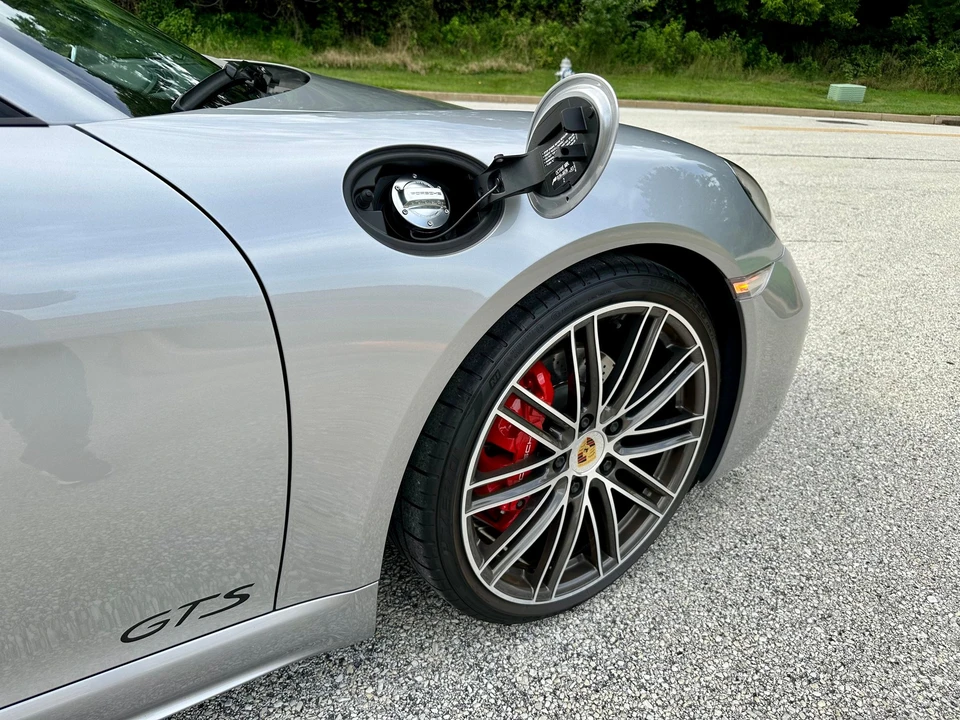2019 Porsche 718 Cayman GTS - Image 11 of 26
