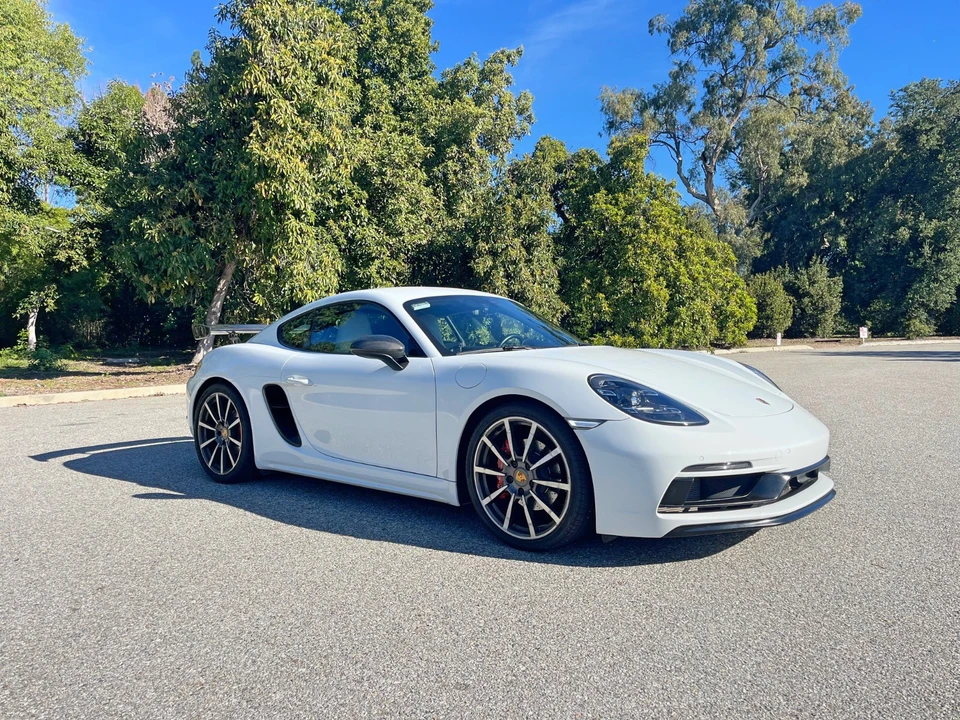 2019 Porsche 718 Cayman GTS - Image 4 of 16