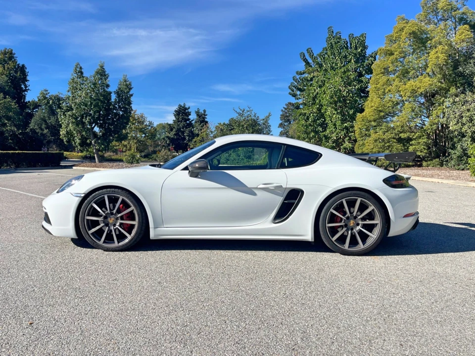 2019 Porsche 718 Cayman GTS - Image 2 of 16