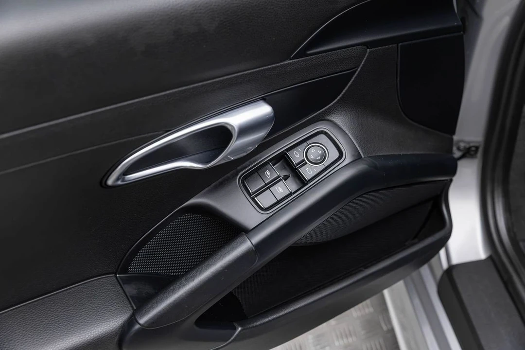2019 Porsche 718 Cayman - Image 31 of 31