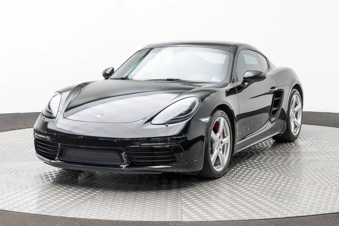 2019 Porsche 718 Cayman S - Image 2 of 31