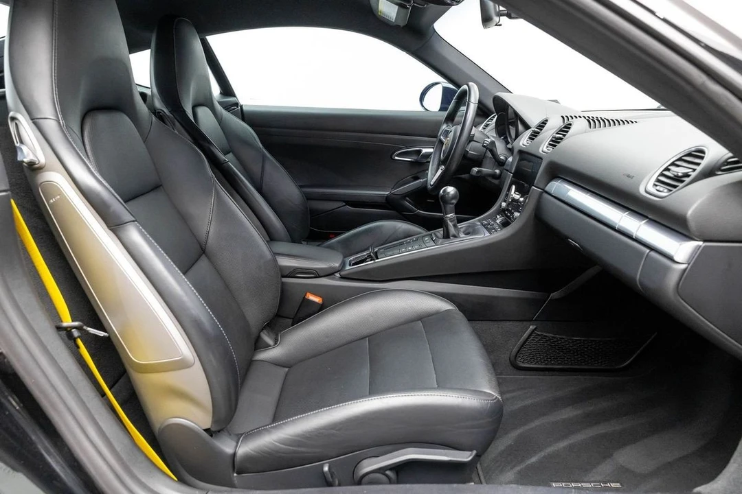 2019 Porsche 718 Cayman S - Image 12 of 31