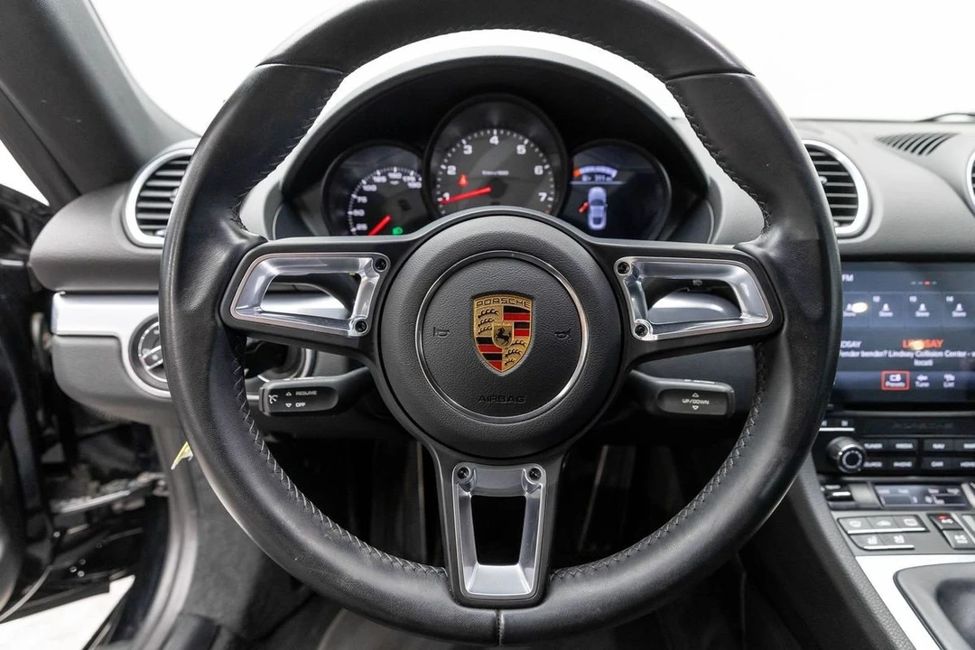 2019 Porsche 718 Cayman S - Image 16 of 31