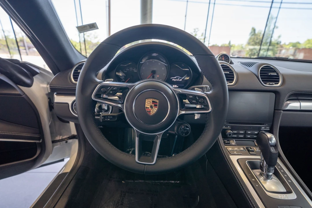 2019 Porsche 718 Cayman S - Image 15 of 18