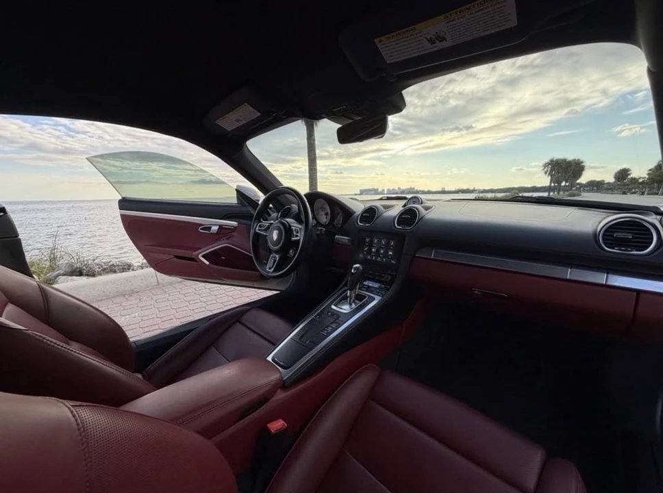 2019 Porsche 718 Cayman S - Image 14 of 17