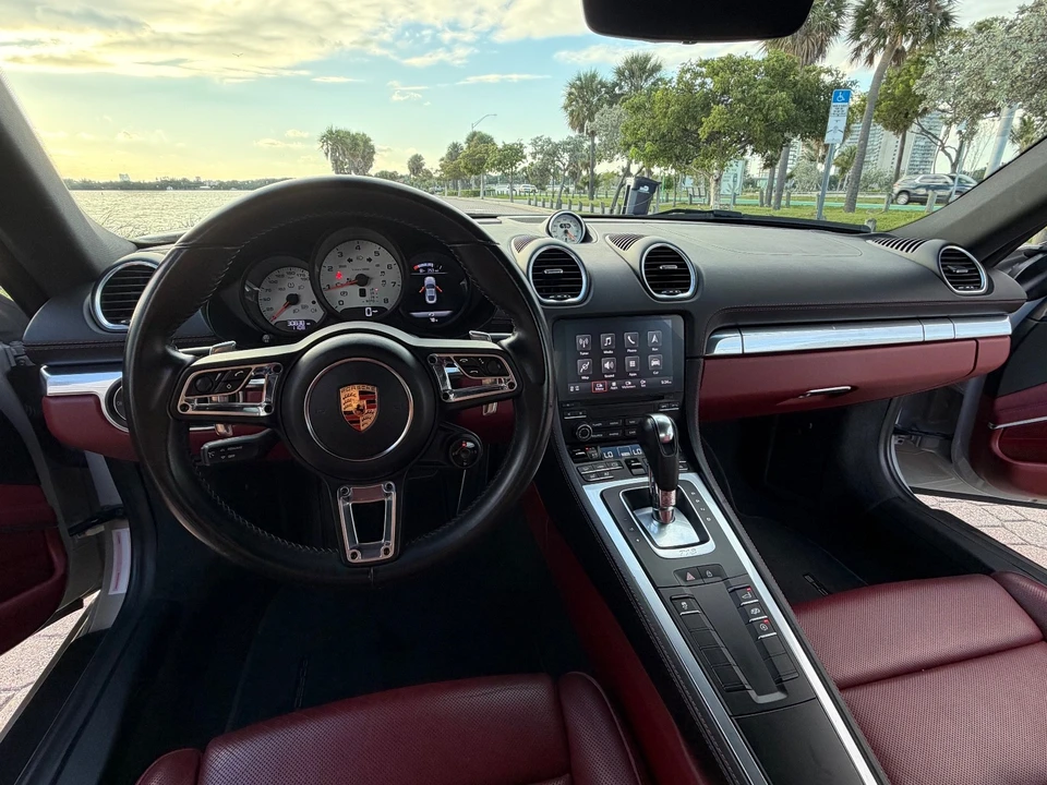 2019 Porsche 718 Cayman S - Image 18 of 21