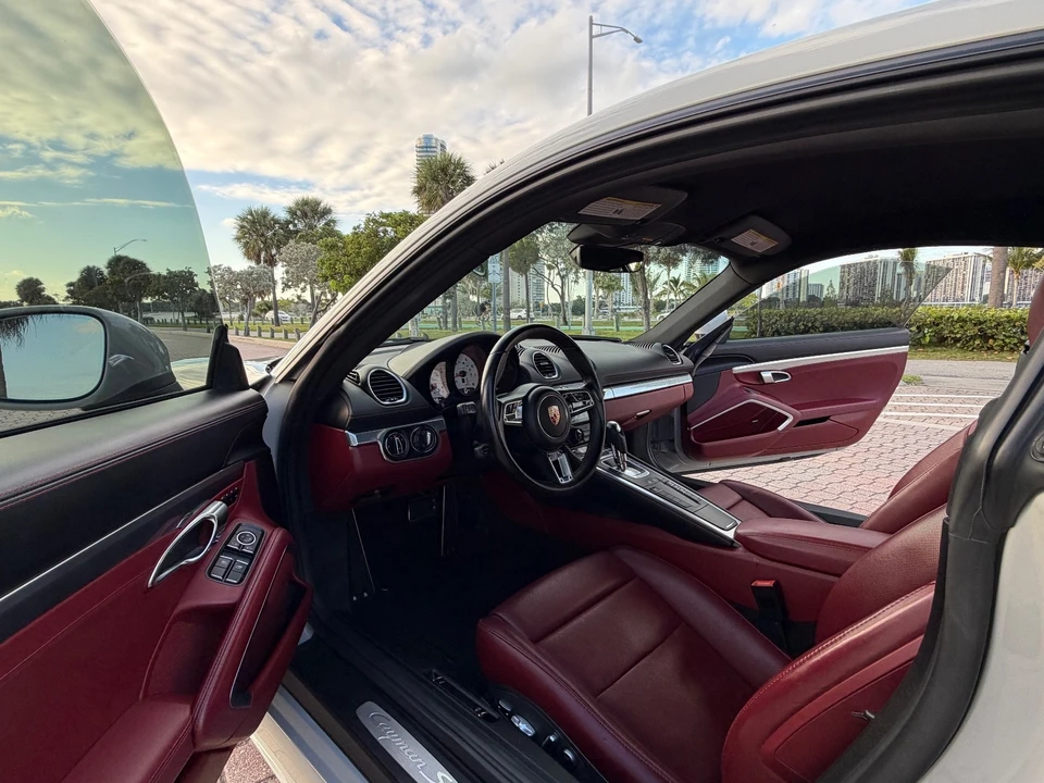 2019 Porsche 718 Cayman S - Image 17 of 21