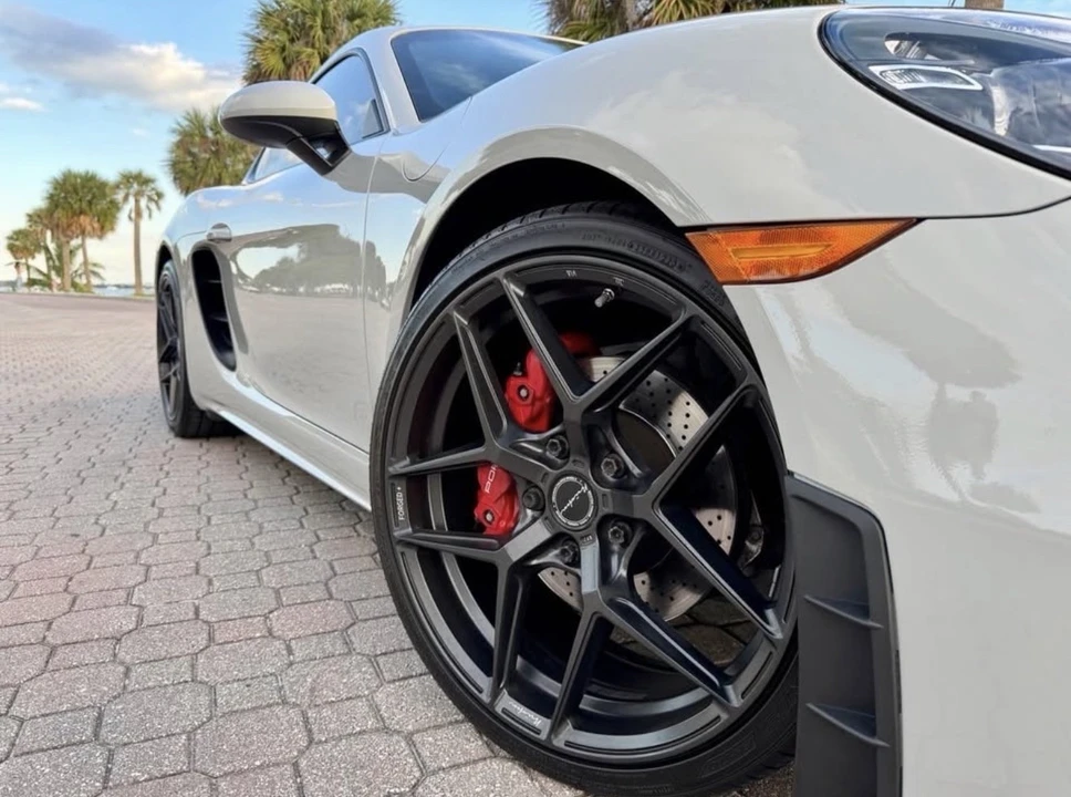 2019 Porsche 718 Cayman S - Image 11 of 17