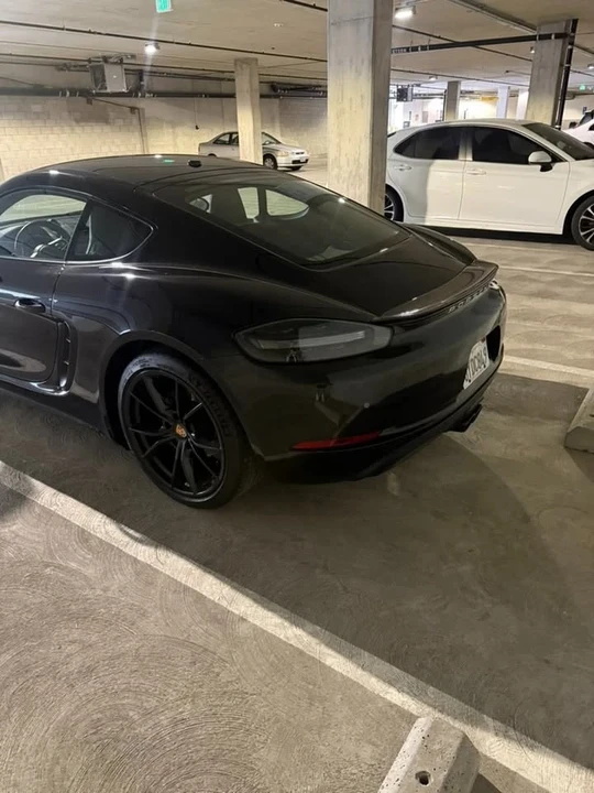 2019 Porsche 718 Cayman - Image 6 of 10