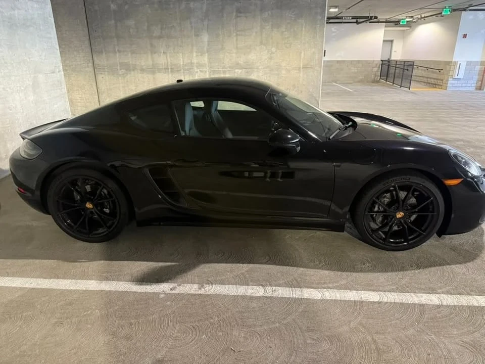 2019 Porsche 718 Cayman - Image 4 of 10
