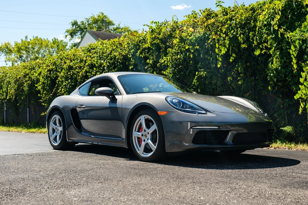 2019 Porsche 718 Cayman - Image 9 of 21