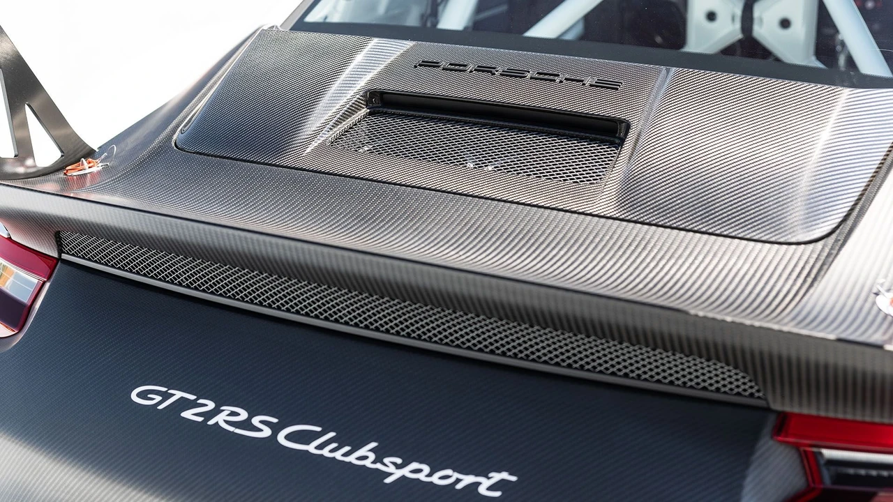 2019 Porsche 991 GT2 RS - Image 19 of 31