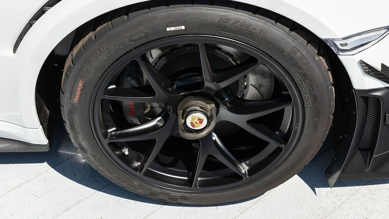 2019 Porsche 991 GT2 RS - Image 23 of 31