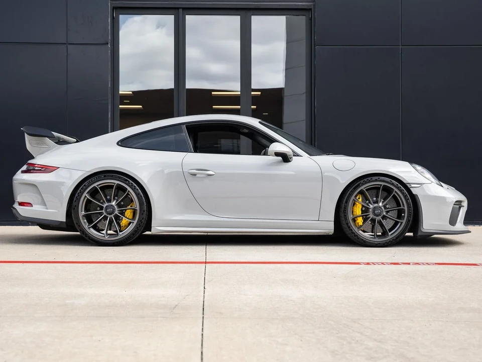 2019 Porsche 991 GT3 - Image 3 of 3