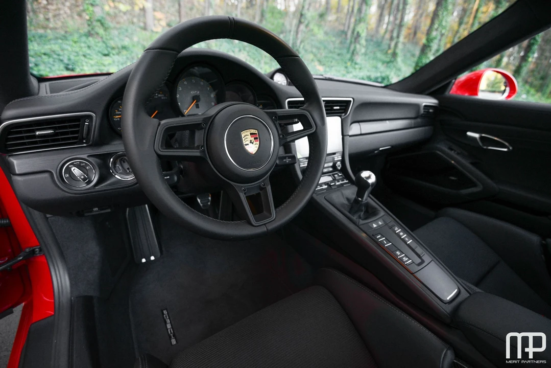 2019 Porsche 991 GT3 - Image 17 of 31