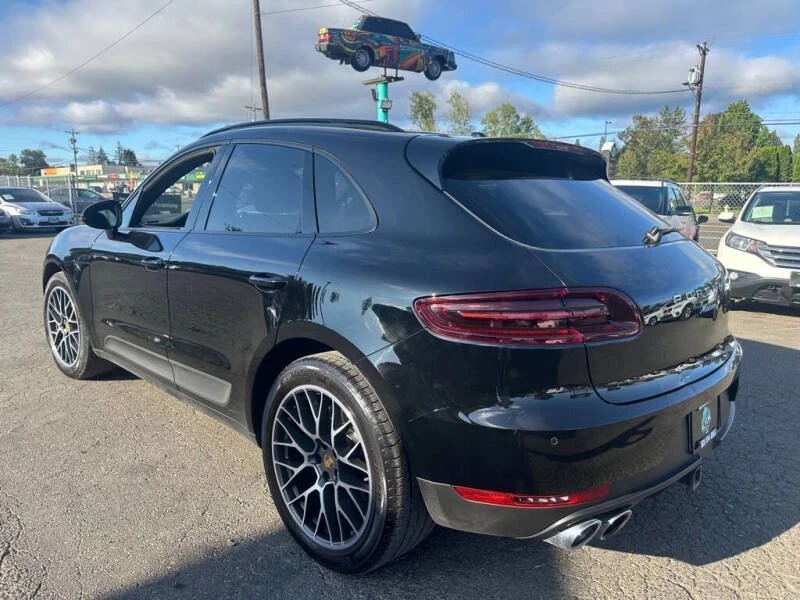 2019 Porsche Macan - Image 2 of 10