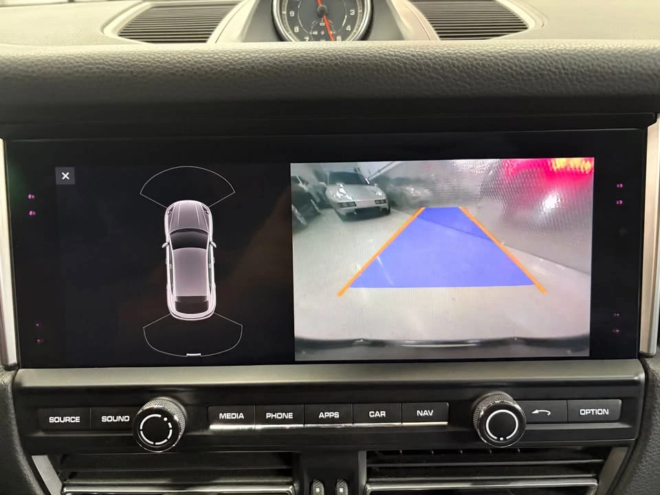 2019 Porsche Macan S - Image 13 of 20