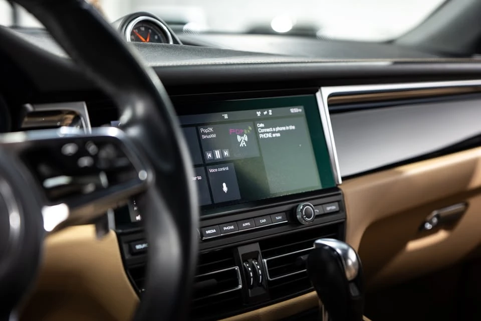 2019 Porsche Macan S - Image 12 of 17