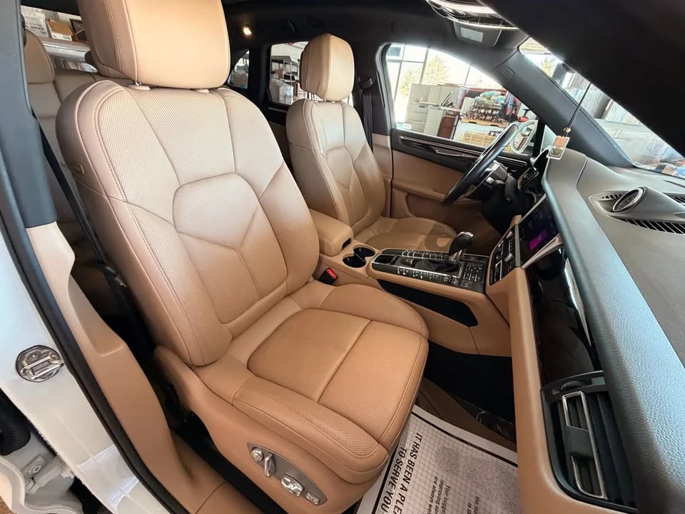 2019 Porsche Macan - Image 13 of 19