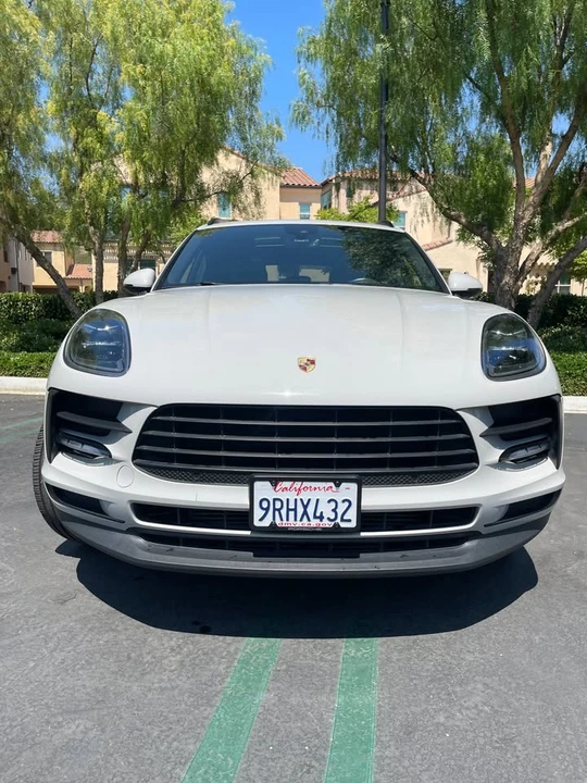 2019 Porsche Macan - Image 2 of 10