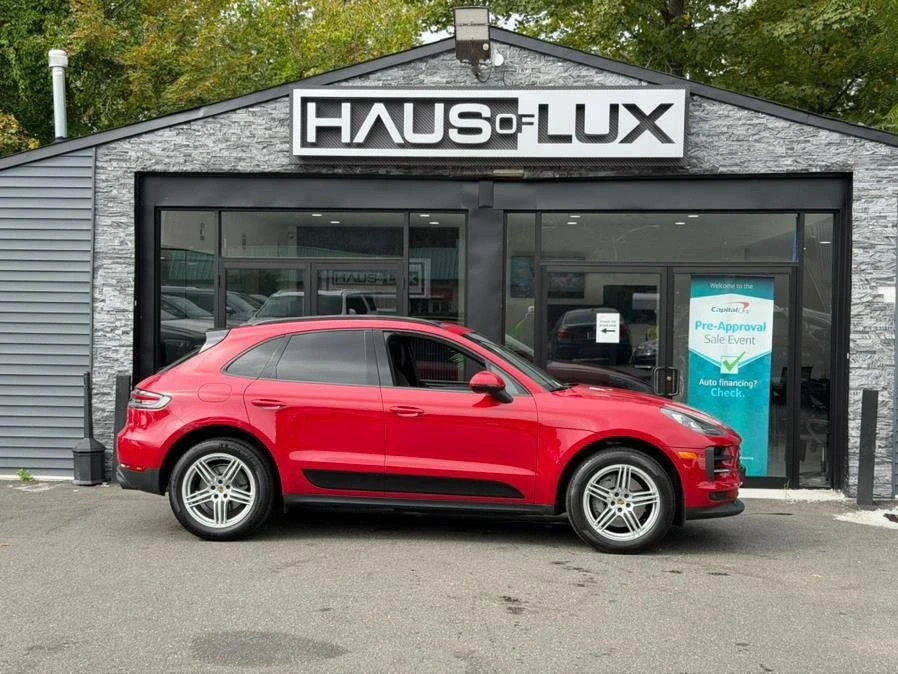 2019 Porsche Macan - Image 10 of 20
