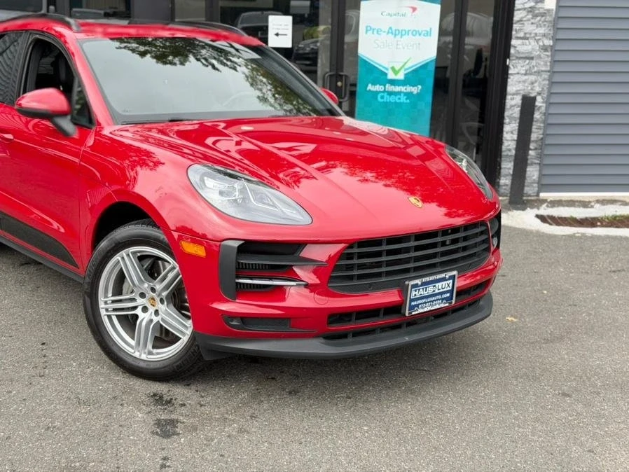 2019 Porsche Macan - Image 2 of 20