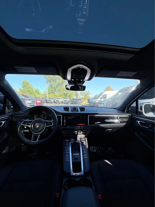 2019 Porsche Macan - Image 8 of 8