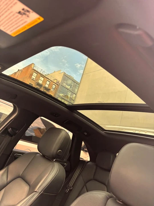 2019 Porsche Macan - Image 7 of 13