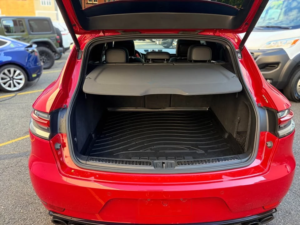 2019 Porsche Macan - Image 5 of 14