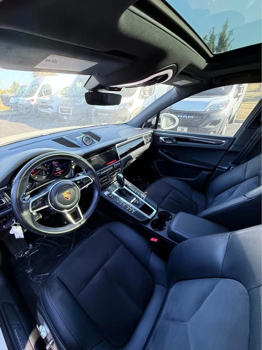 2019 Porsche Macan - Image 6 of 8