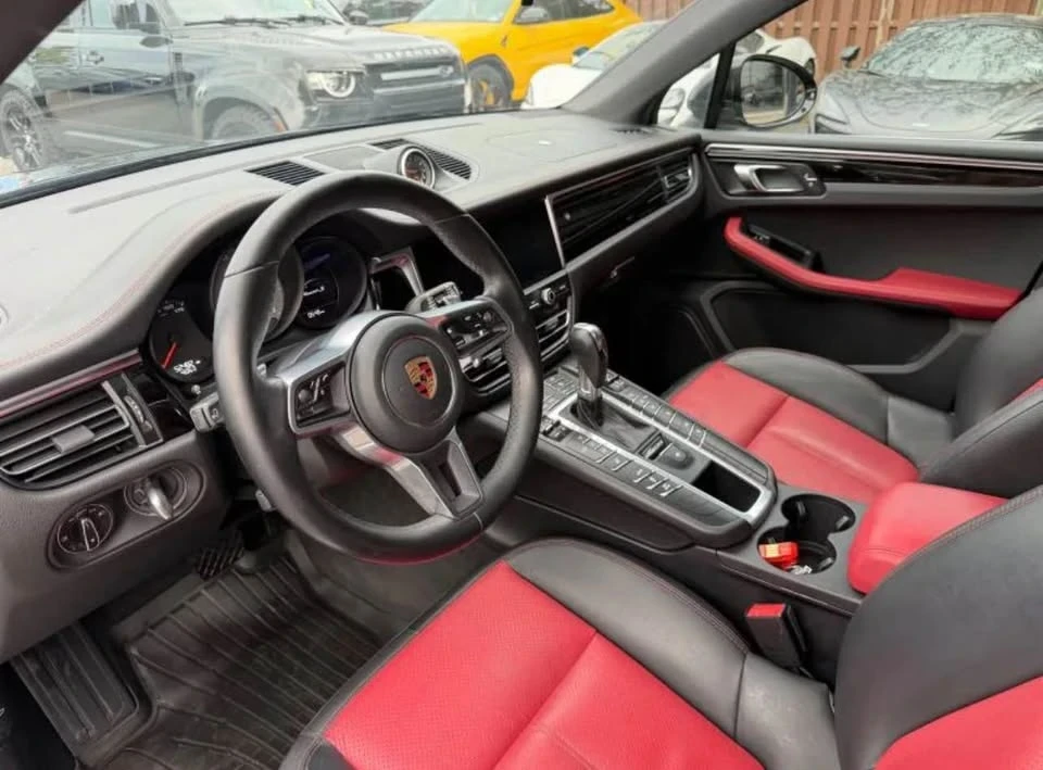 2019 Porsche Macan - Image 4 of 5