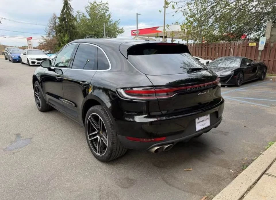 2019 Porsche Macan - Image 2 of 5