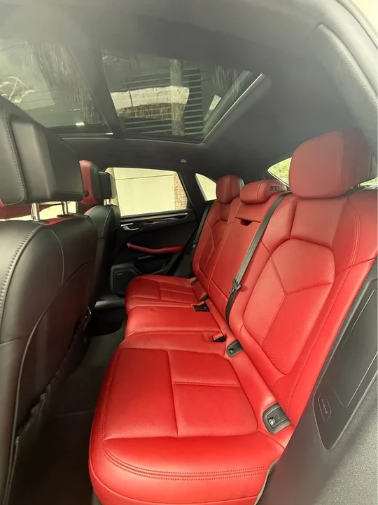 2019 Porsche Macan - Image 7 of 12