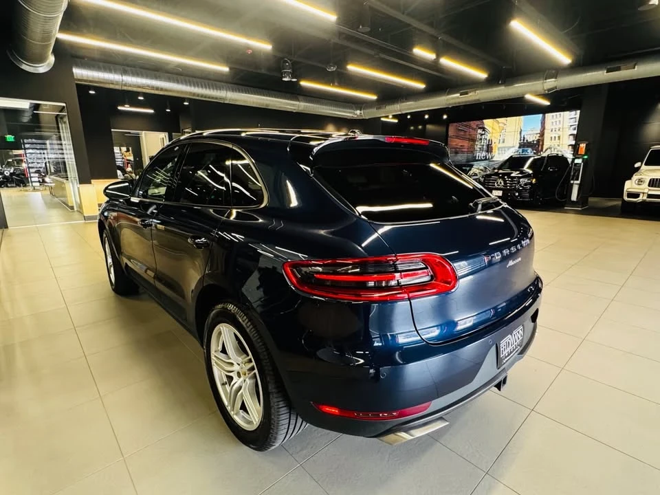 2019 Porsche Macan - Image 9 of 20