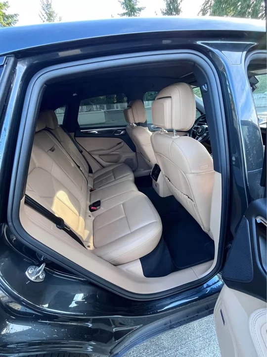 2019 Porsche Macan - Image 8 of 14