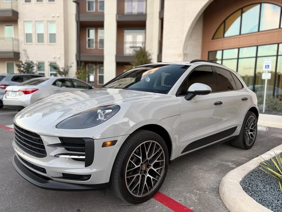2019 Porsche Macan - Image 8 of 18