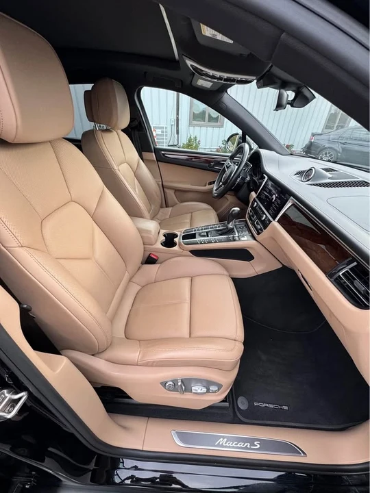 2019 Porsche Macan - Image 14 of 20